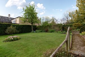 Photo 16- click for photo gallery